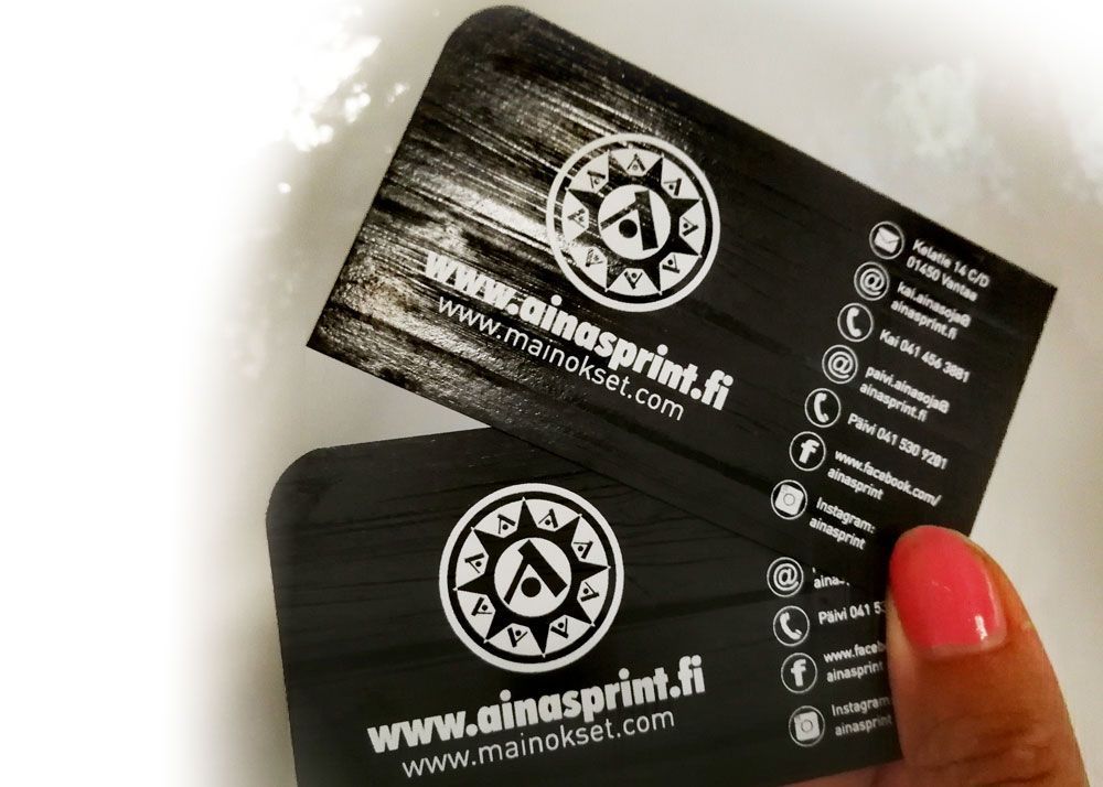 Ainasprintin logo majakasta lähtee valoa ympyrälogoon