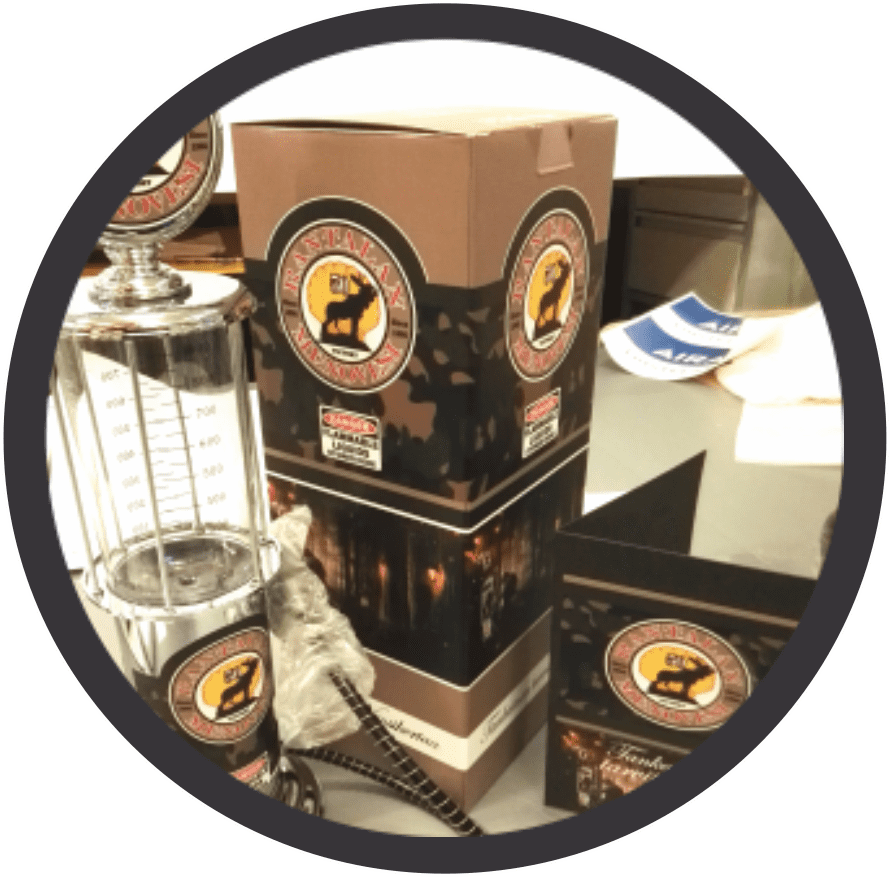 Ainasprintin logo majakasta lähtee valoa ympyrälogoon