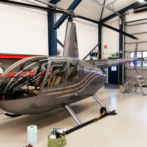 Ainasprintin logo majakasta lähtee valoa ympyrälogoon