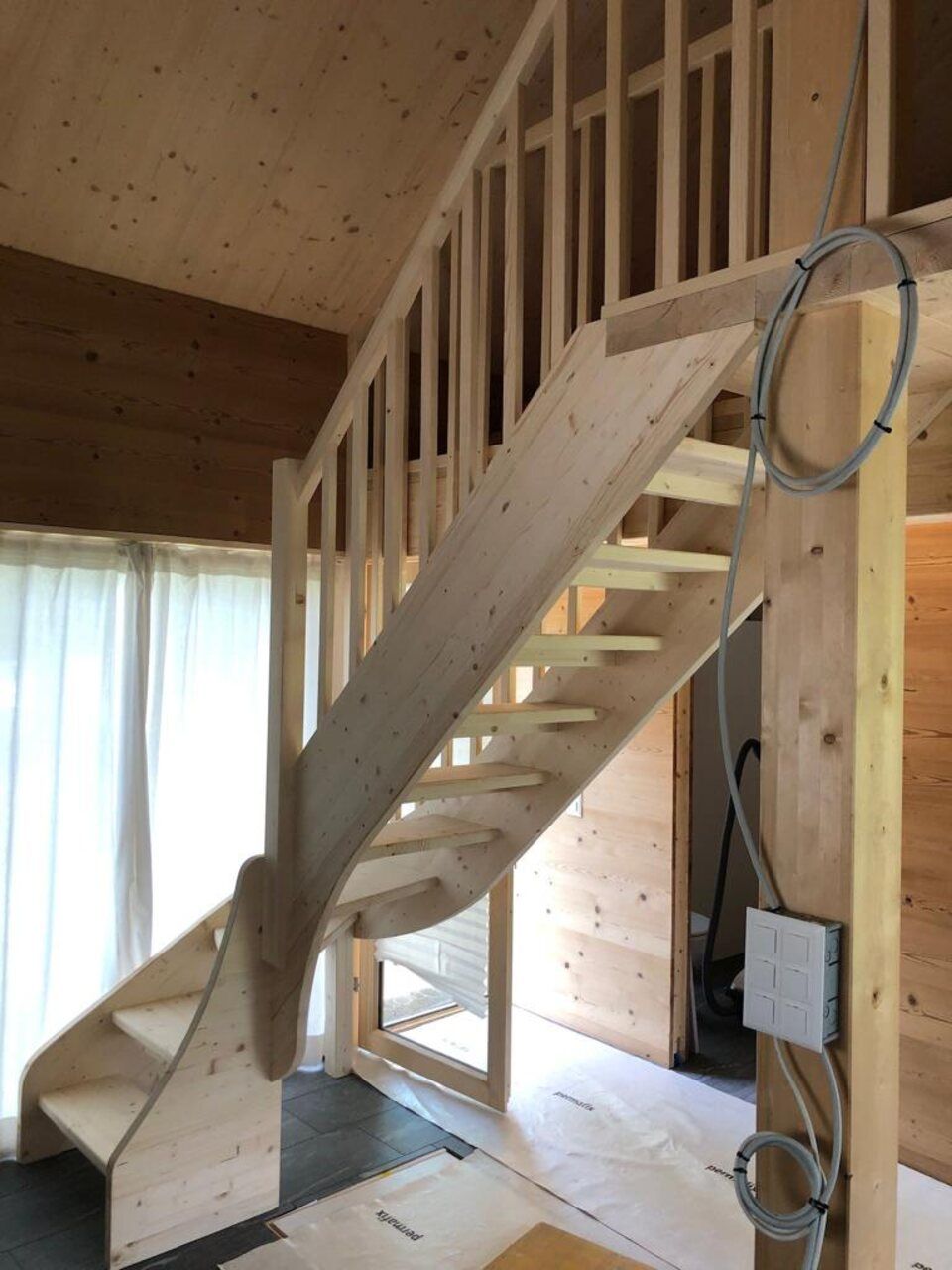 scala interna in legno