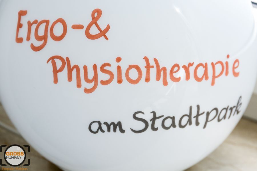 rundes Schild Ergo- & Physiotherapie am Stadtpark