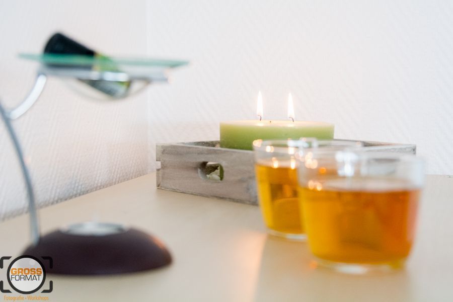 Tee und Kerzen