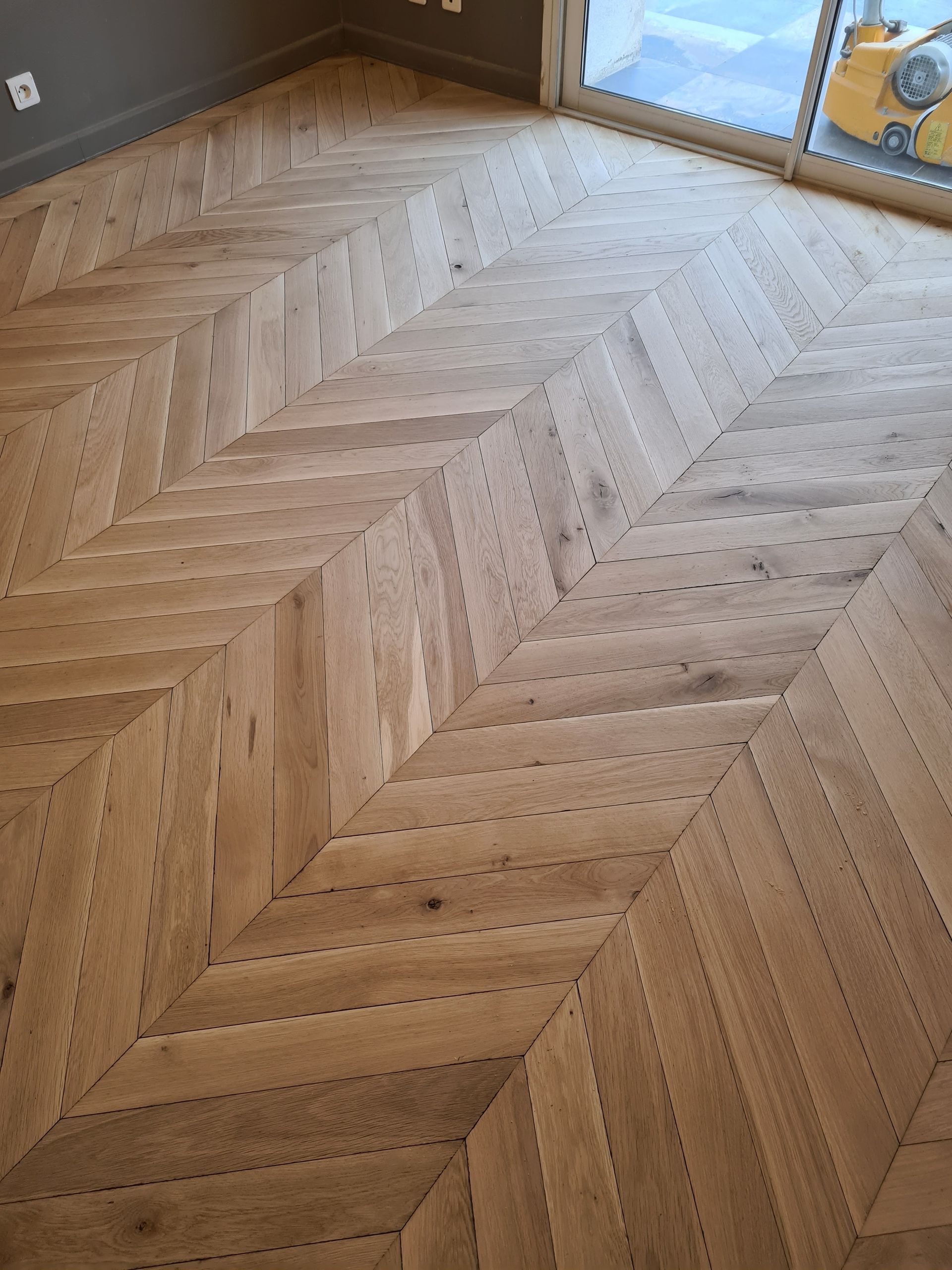 Parquet en points de Hongrie rénové