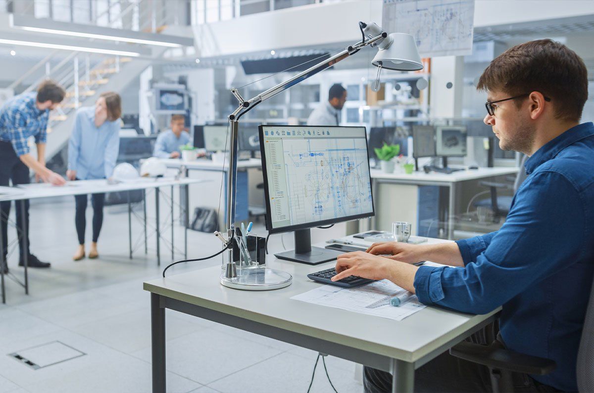 Tekijä & tietoa meistä - Sominsa Oy