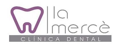 Un logotipo para una clínica dental con un diente en el medio.