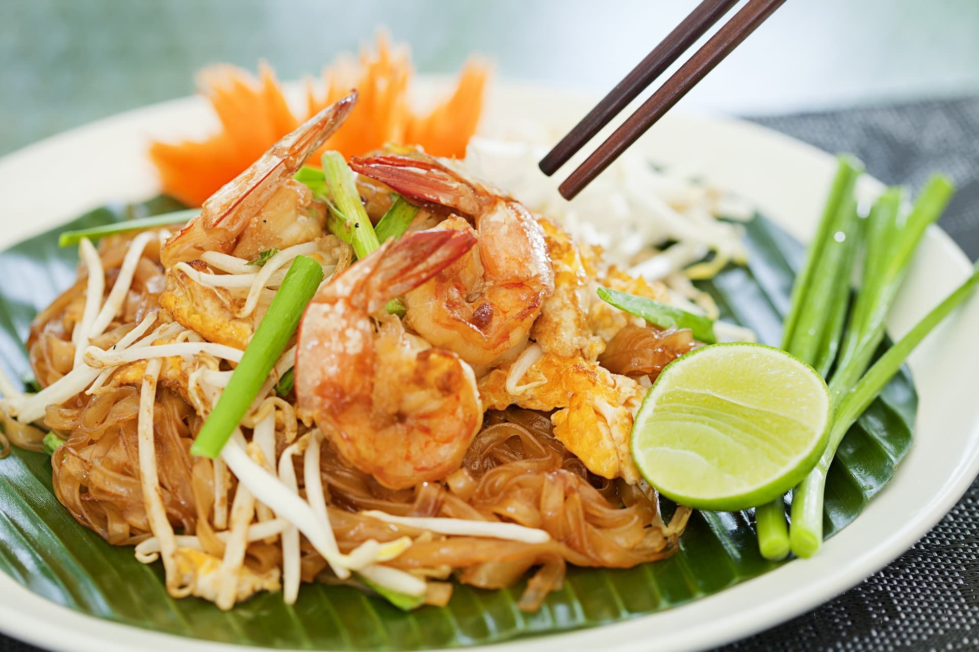 Assiette de pad thai