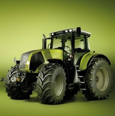 Un tractor verde está estacionado sobre un fondo verde.