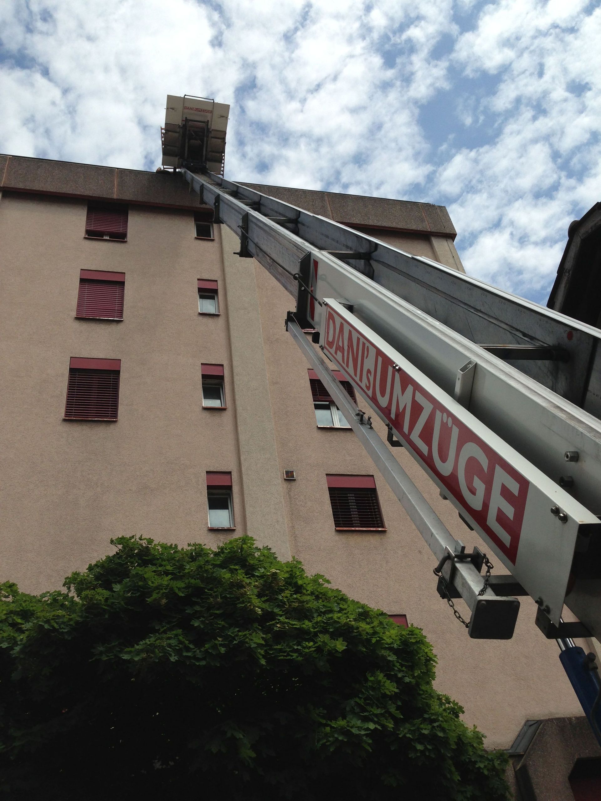 Dani's Umzüge Sargans - Möbellift, Aussenlift