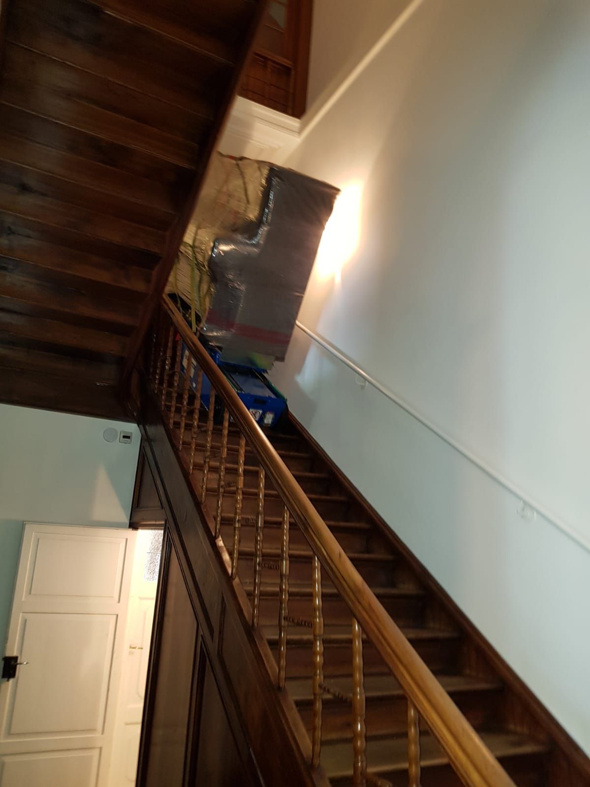 Dani's Umzüge Sargans - Klavier