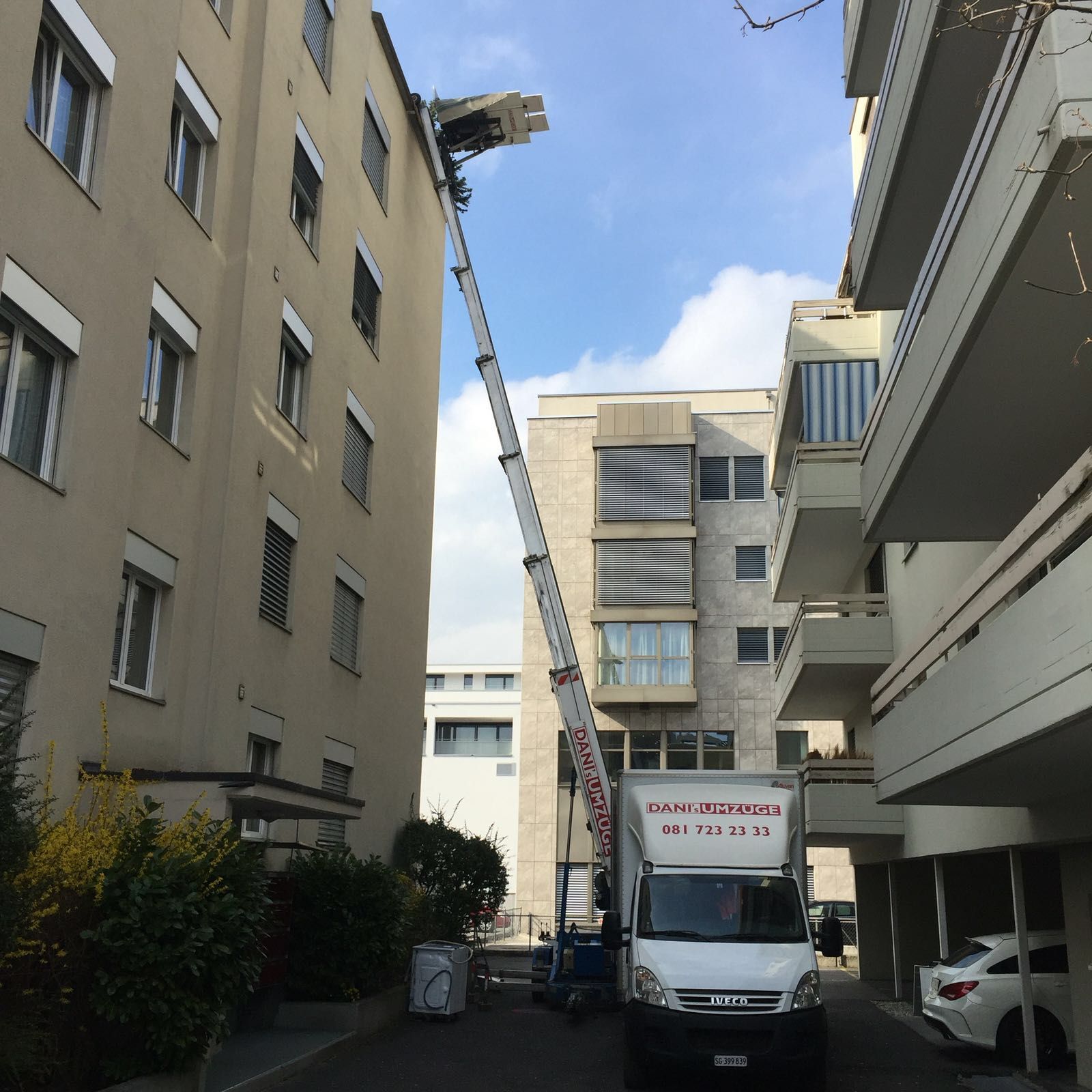 Dani's Umzüge Sargans - Möbellift, Aussenlift
