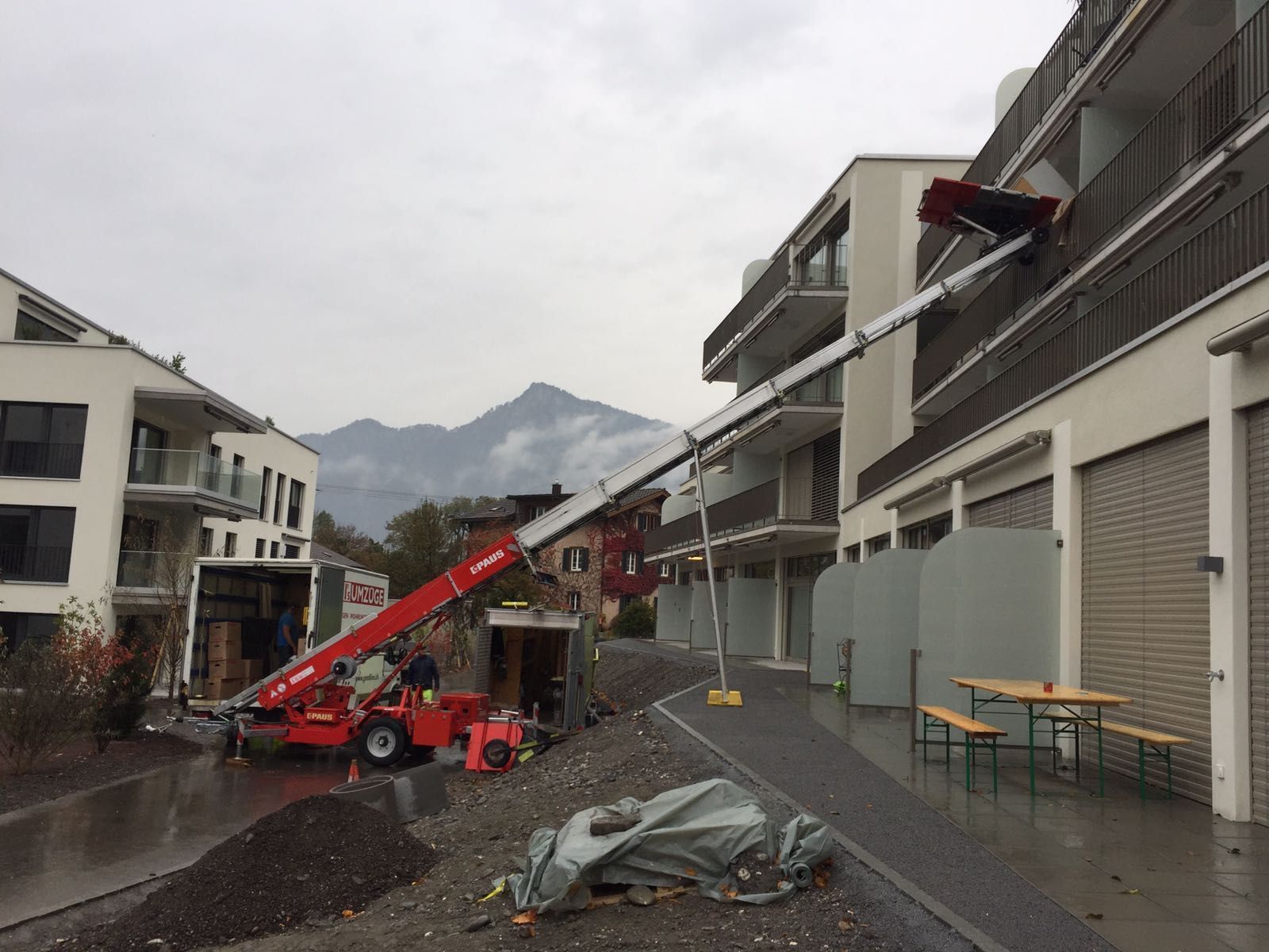 Dani's Umzüge Sargans - Möbellift, Aussenlift