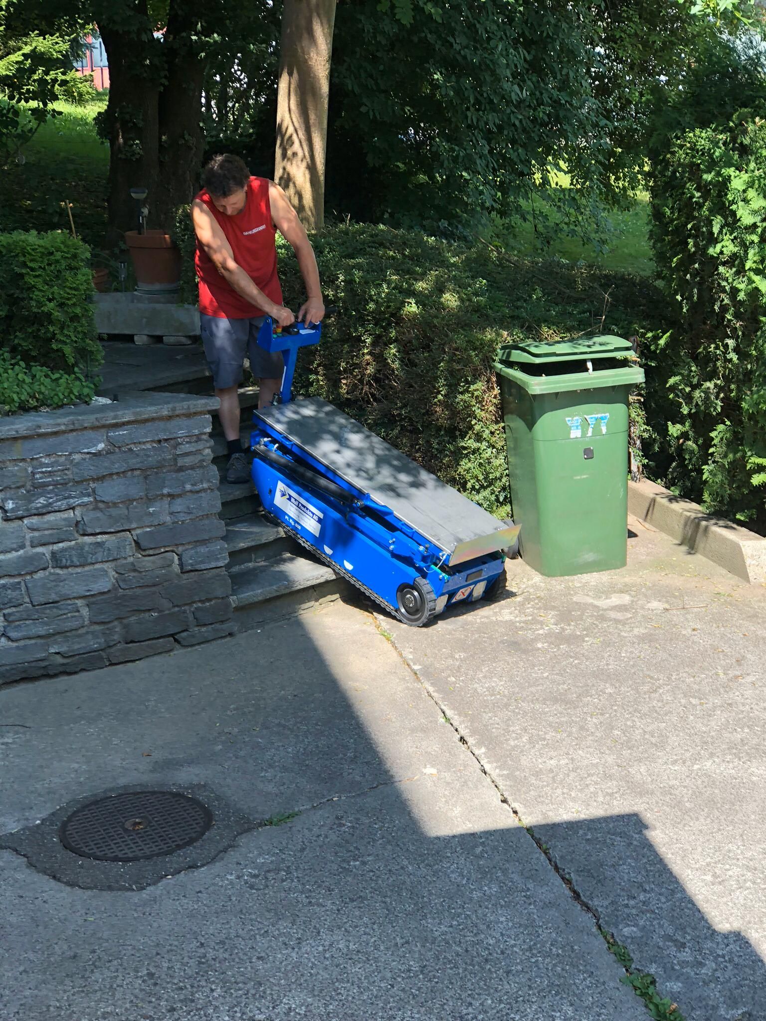 Dani's Umzüge Sargans - Klavier