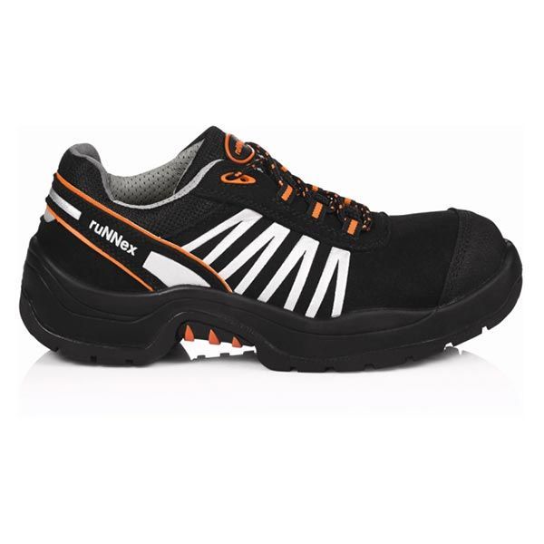 Schwarz-orangefarbener Arbeitsschuh mit weißen Akzenten und dicker Sohle.