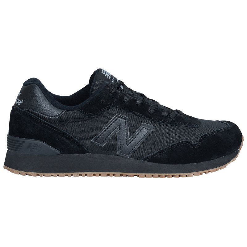 Schwarze New Balance 515-Sneaker mit schwarzem N-Logo auf einer schwarz-braunen Sohle.
