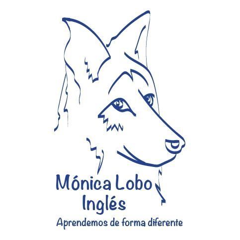 Dibujo lineal azul de la cabeza de un lobo; "M&oacute;nica Lobo Ingl&eacute;s" con "Aprendemos diferente" debajo.