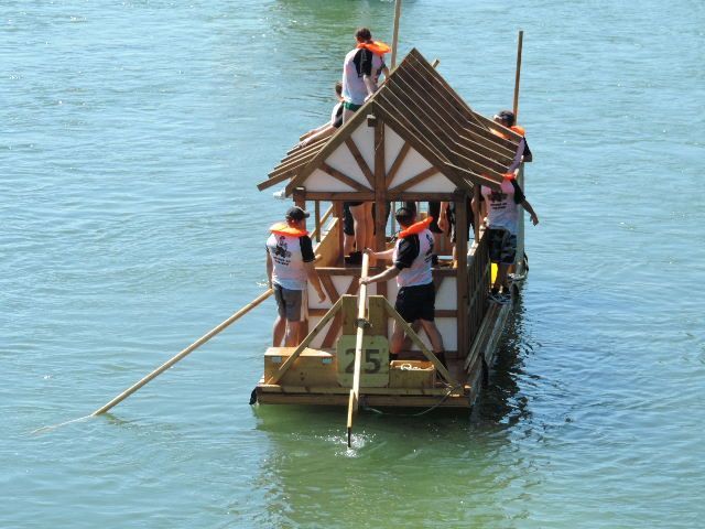 Haus auf Floss 3 - Widmer AG Holzbau