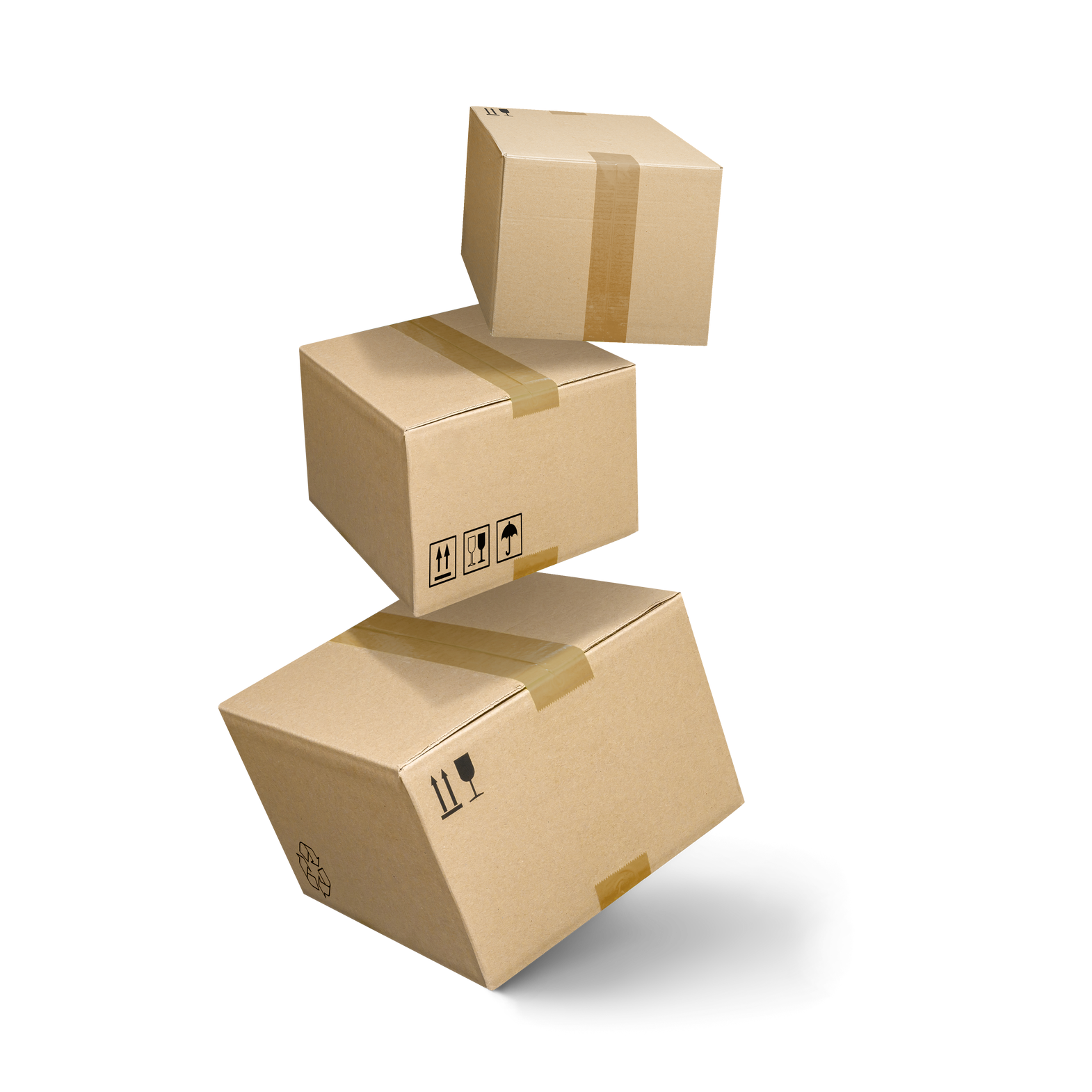 Trois boîtes en carton empilées en équilibre l'une sur l'autre.