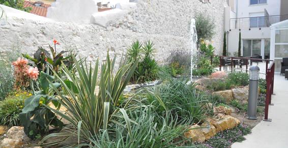 Terrasse de la Résidence Service Le Colisée à Narbonne