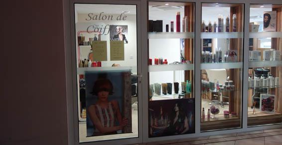 Nous offrons un service de coiffure dans la Résidence Le Colisée