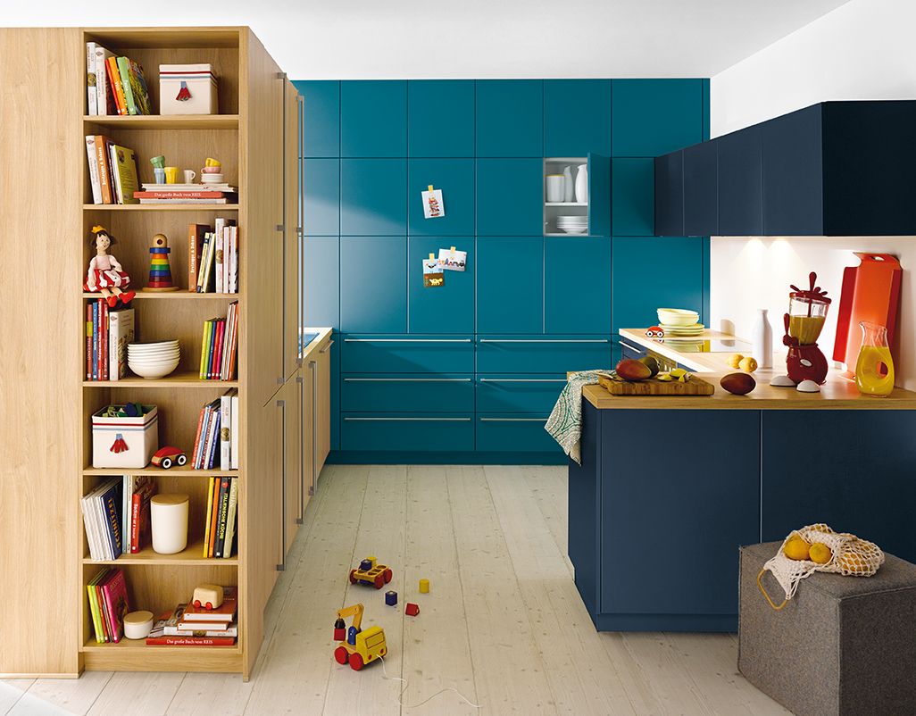 Küche türkis - Wernli AG - Oberentfelden