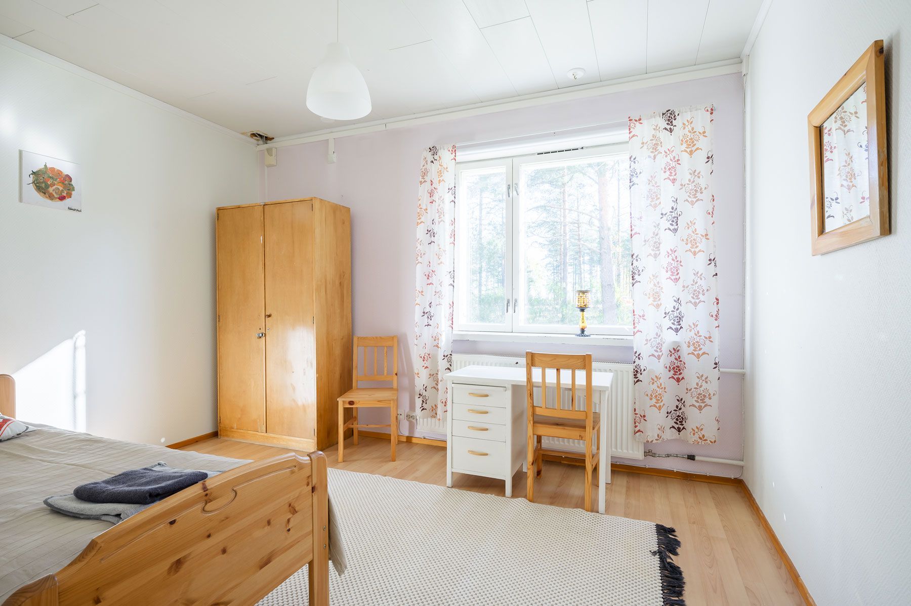 majoitushuone, kinnula