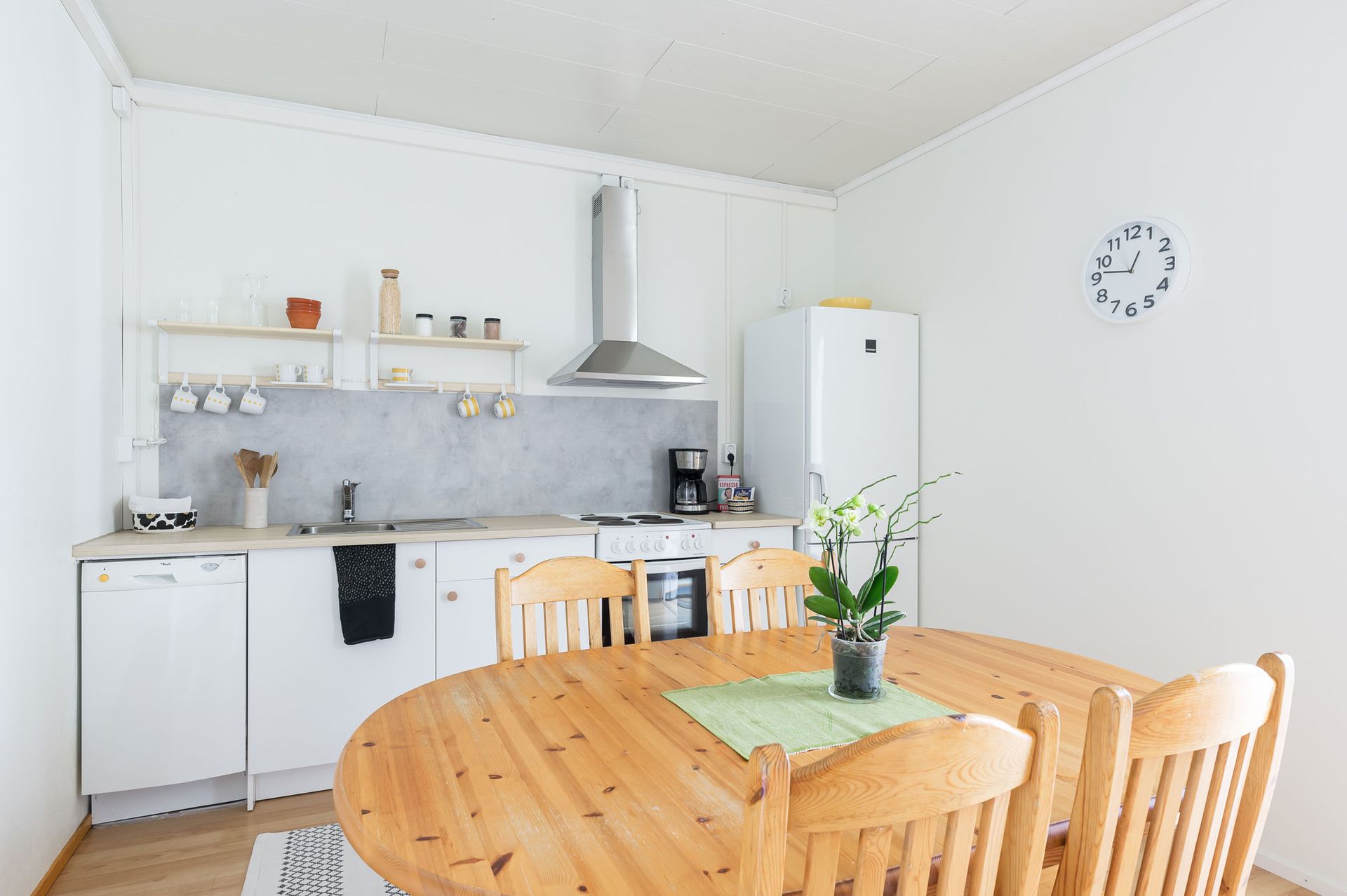 aamuasimajoitu, huoneistomajoitus, kinnula