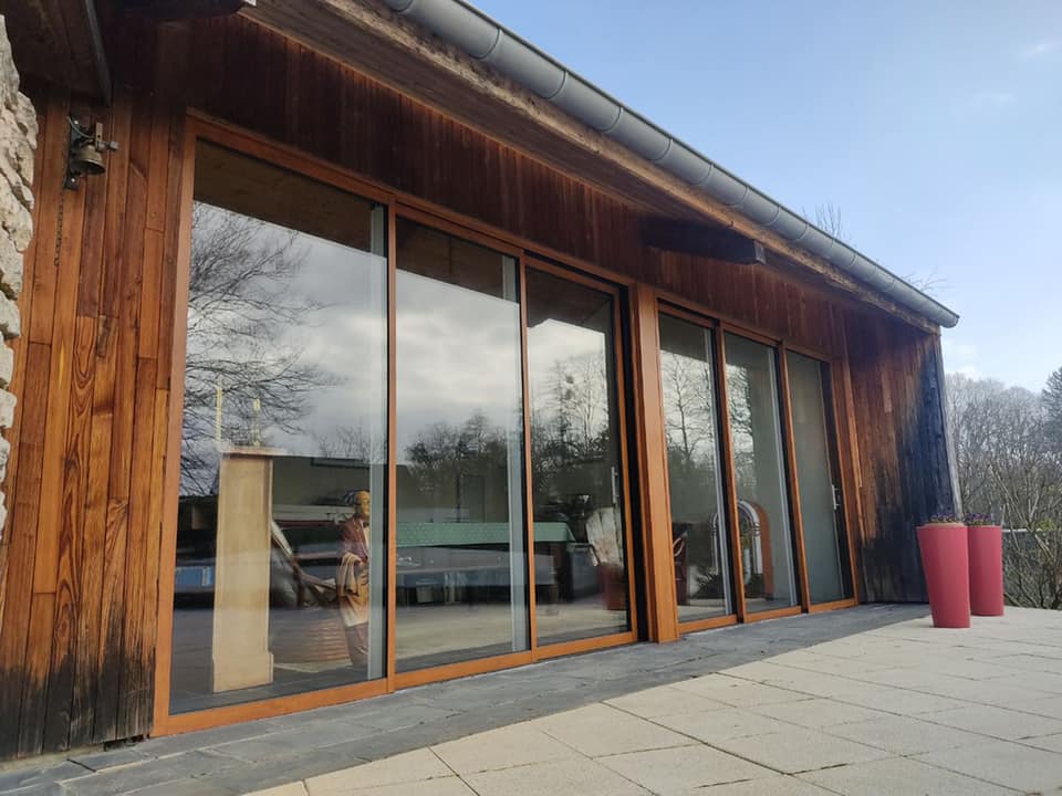 Baie vitrée ossature bois