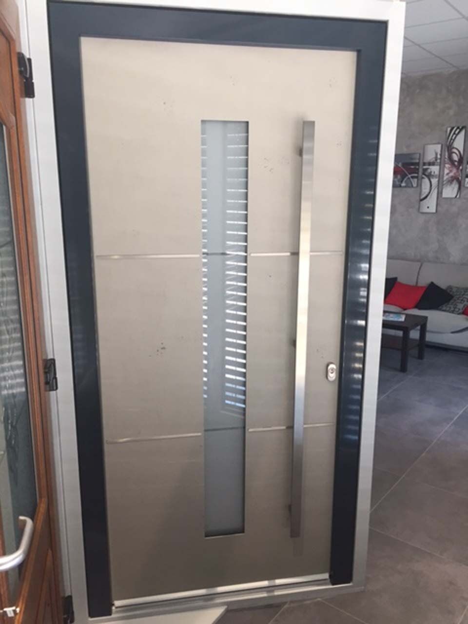 Porte aluminium showroom