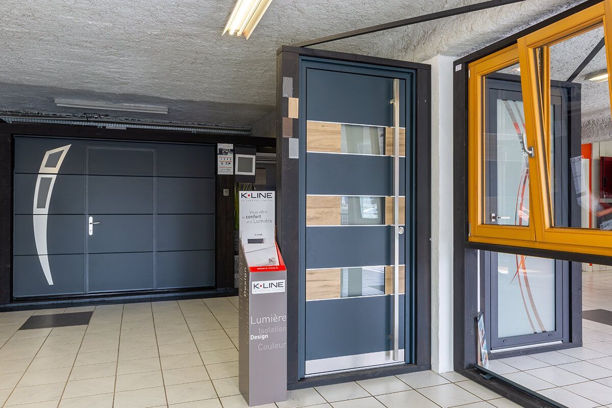 intérieur showroom portes et fenêtres
