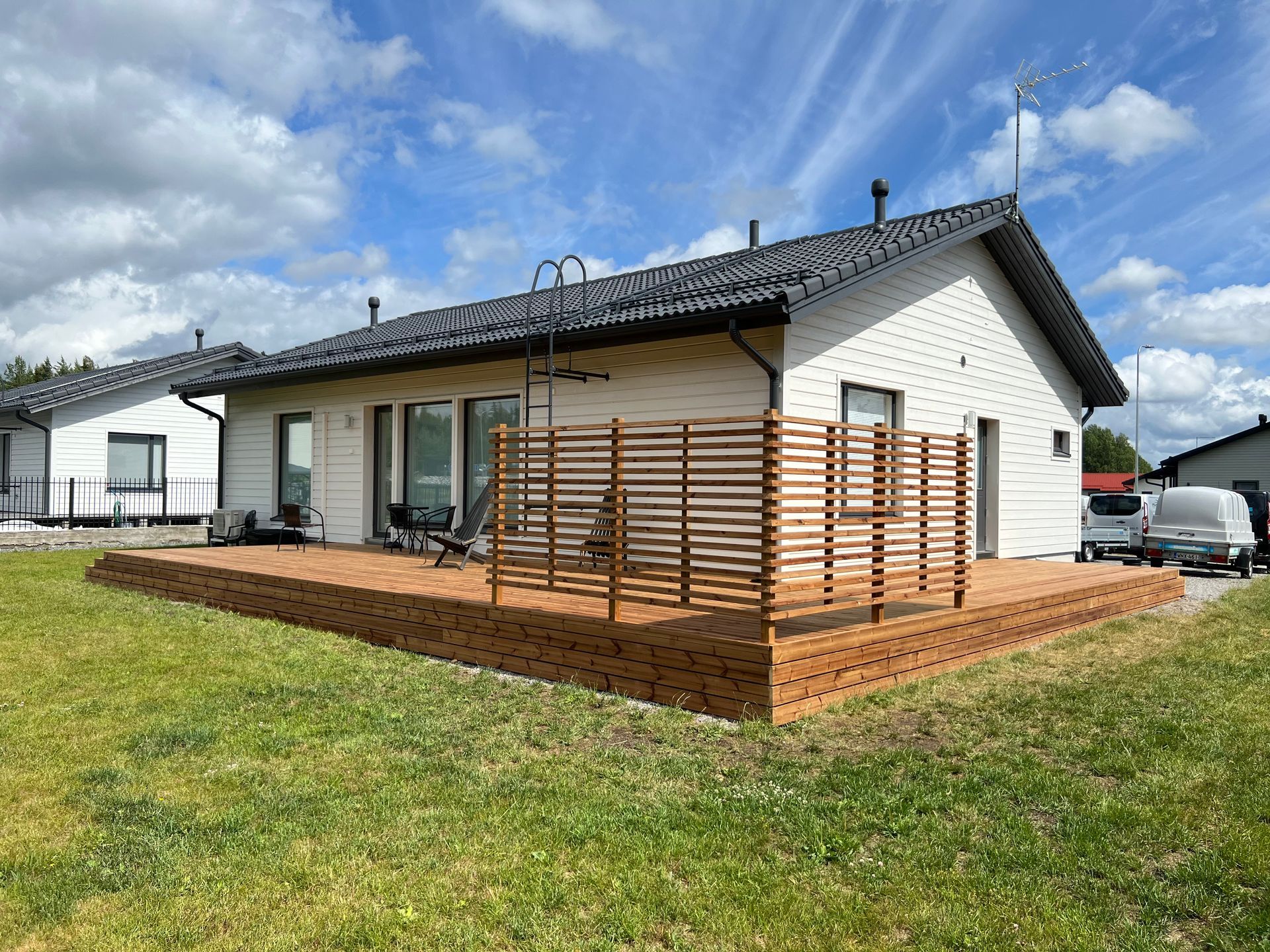 rakennuksen ulkoterassi