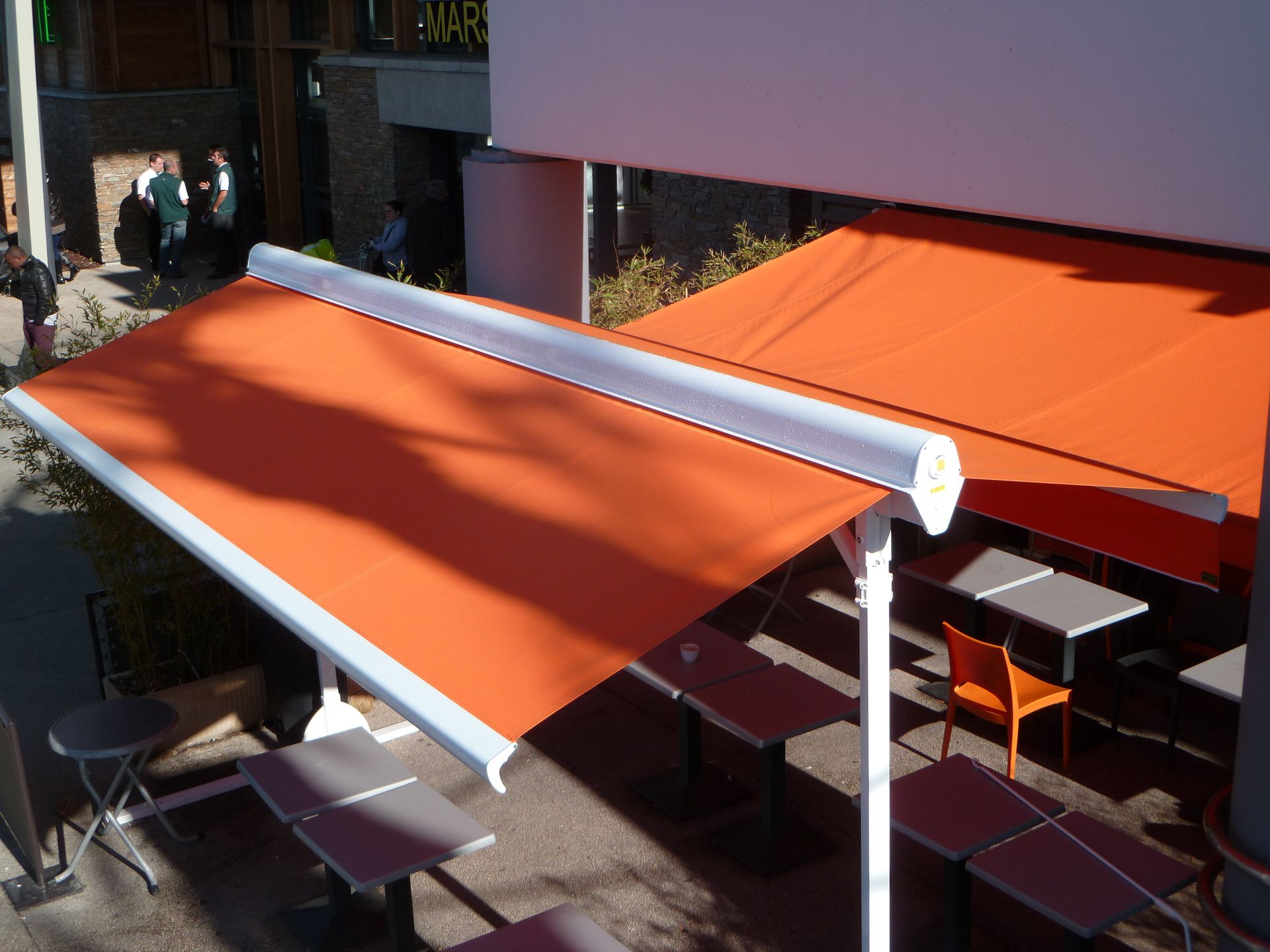 Stores de terrasse.
