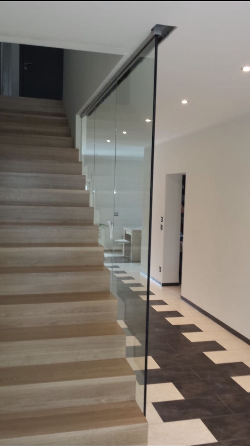 verglaster Treppenaufgang