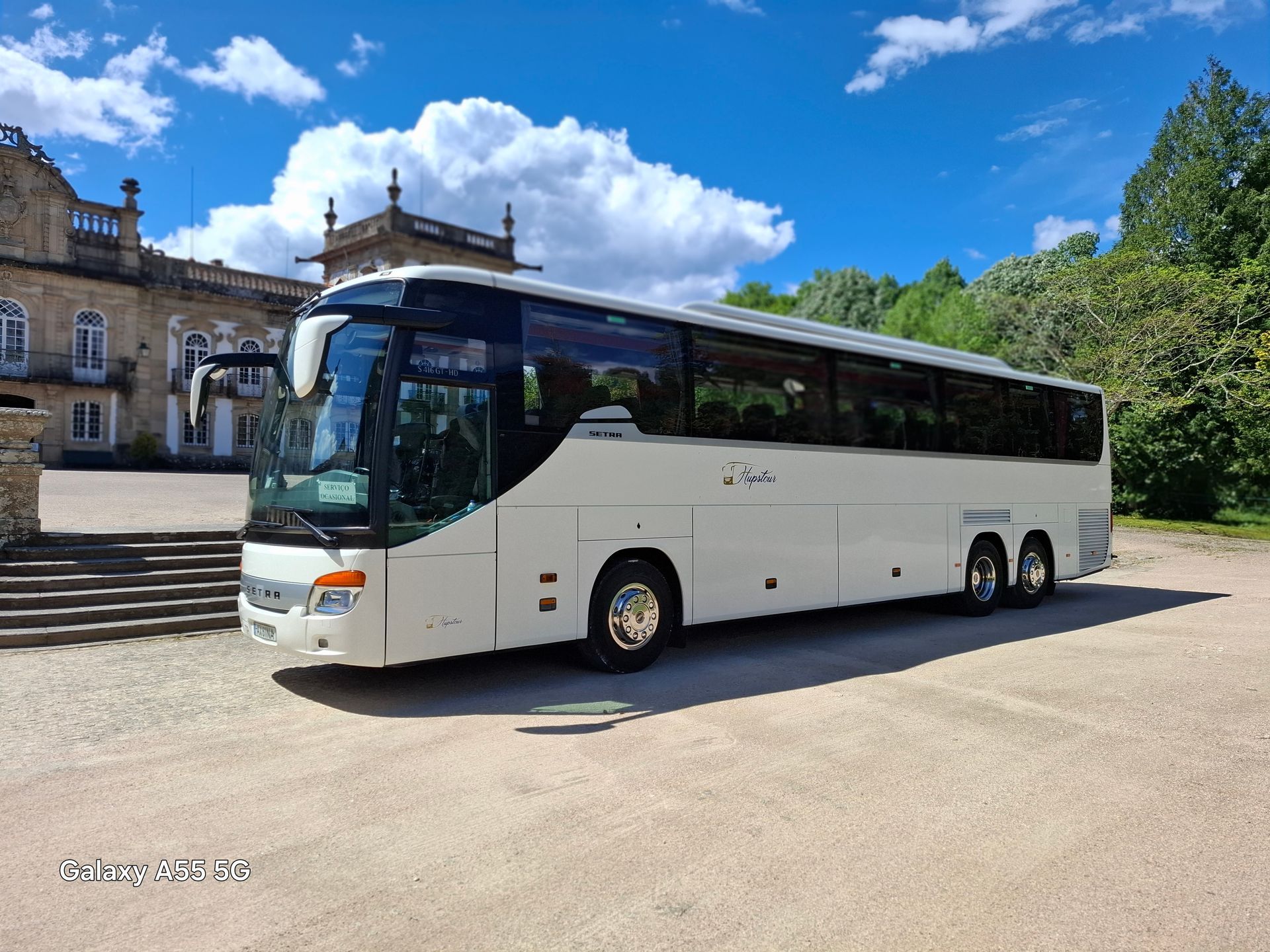 Hupstour -  Aluguer de autocarros 