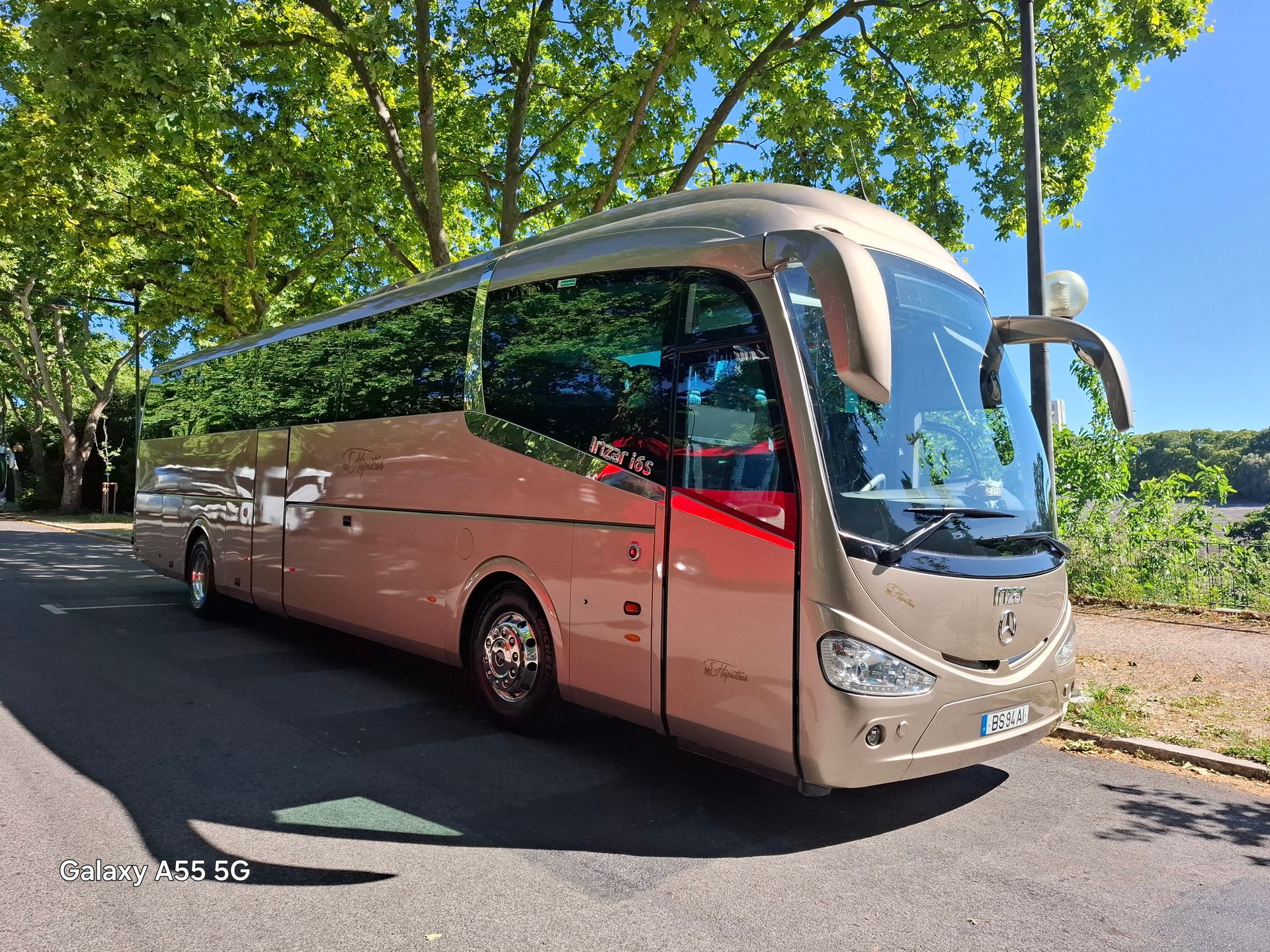 Hupstour - Aluguer de autocarros
