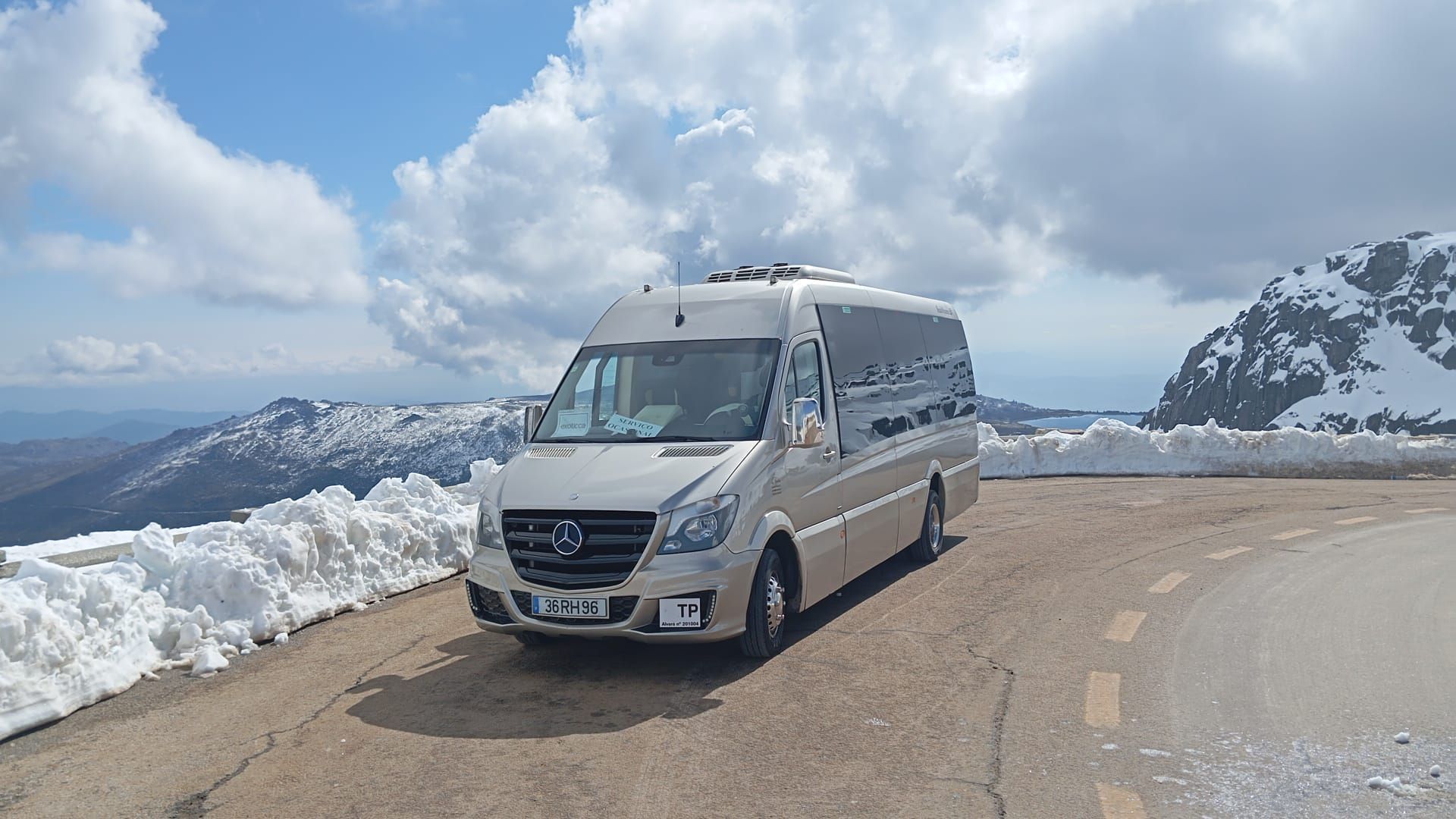 Hupstour - Transporte de Passageiros