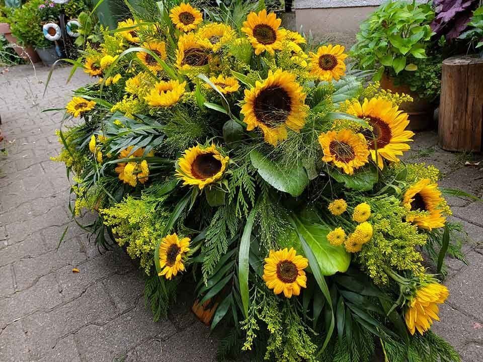 Pusteblume – Blumen und Geschenke – Sargschmuck