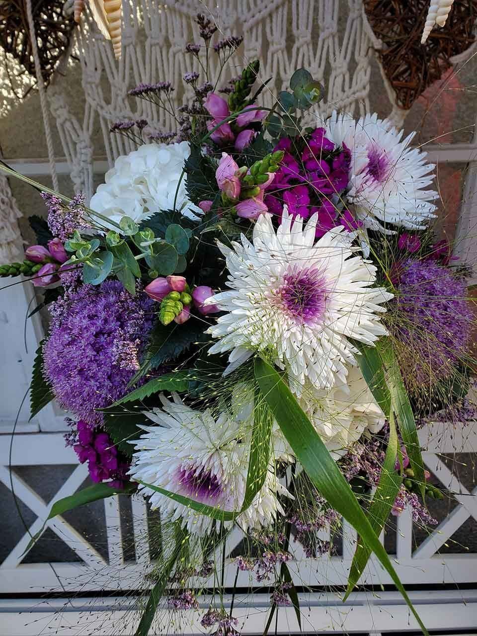 Pusteblume – Blumen und Geschenke - Blumensträuße