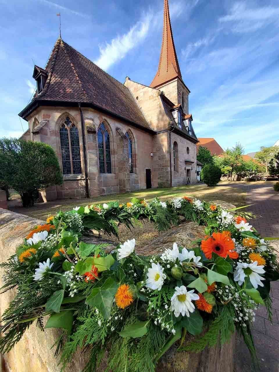Pusteblume – Blumen und Geschenke – Blumenschmuck