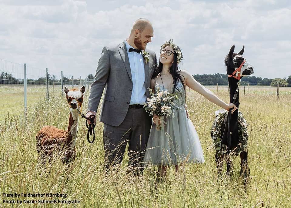 Pusteblume – Blumen und Geschenke – Brautpaar