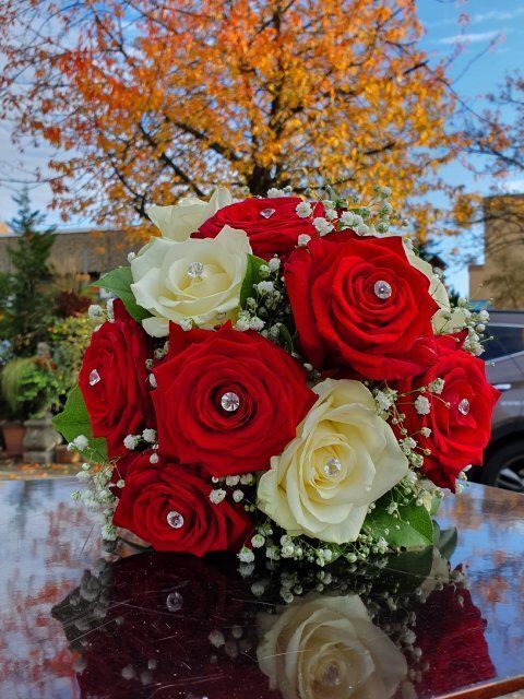 Pusteblume – Blumen und Geschenke – Brautstrauß