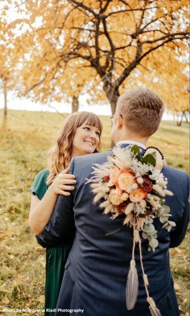 Pusteblume – Blumen und Geschenke – Brautpaar