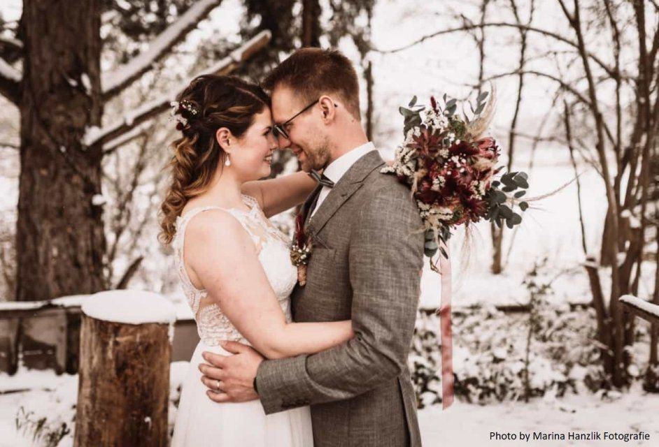 Pusteblume – Blumen und Geschenke – Brautpaar