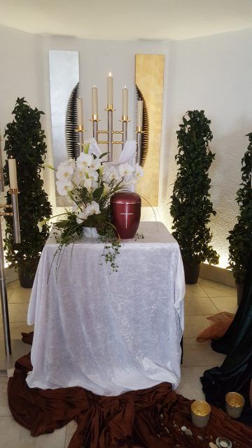 Pusteblume – Blumen und Geschenke – Urnenschmuck