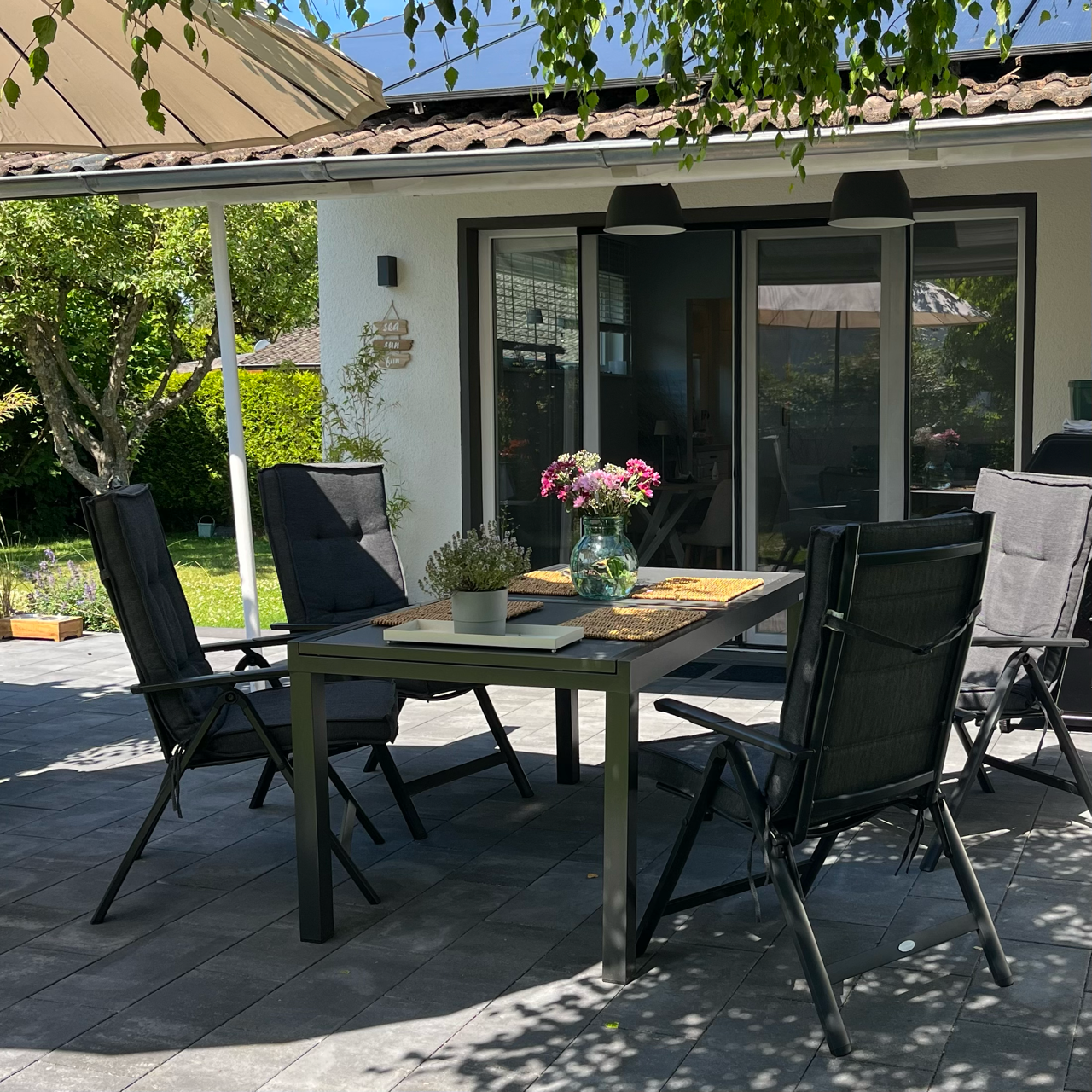 Bild zeigt die Terrasse der Koje47