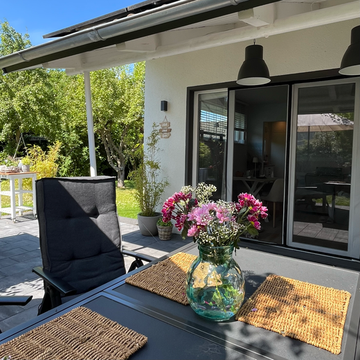 Bild zeigt die Terrasse der Koje47