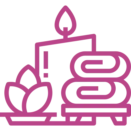 Icône sur le thème du spa : bougie, serviettes pliées, fleur de lotus dans un plateau, magenta.