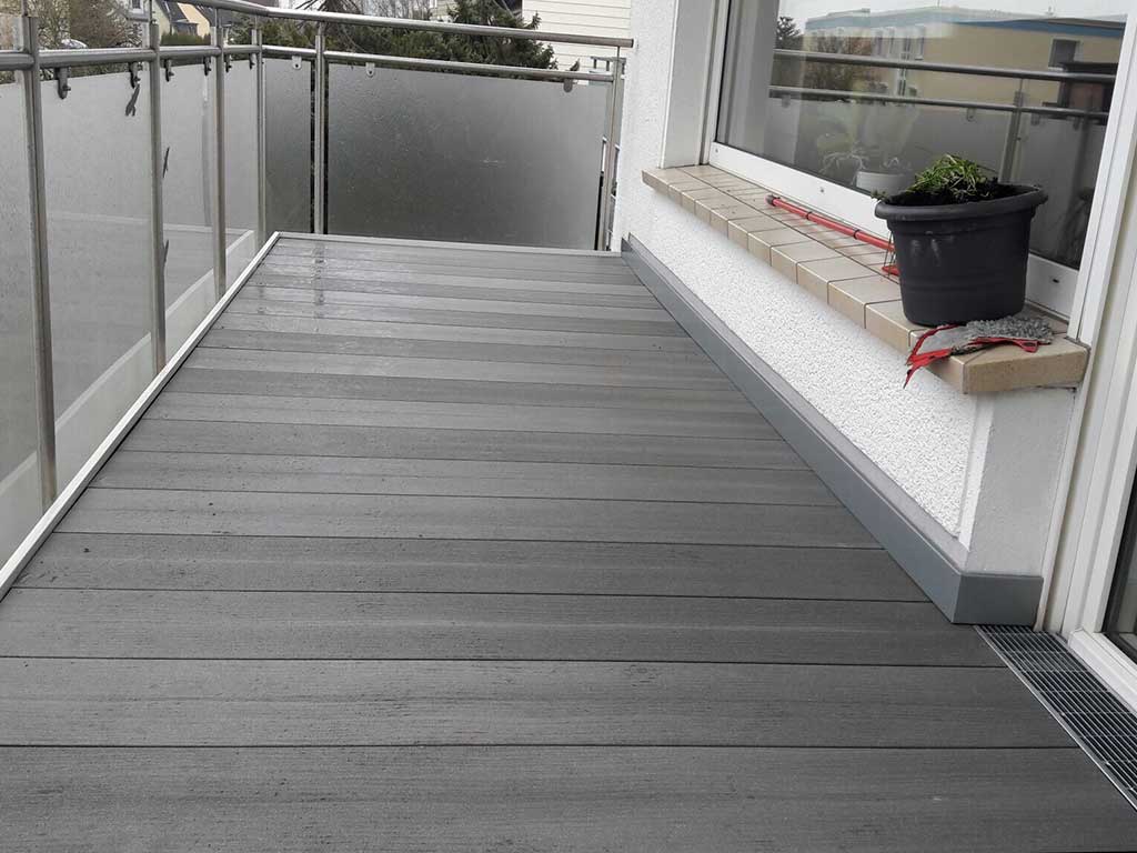 Balkonbelag aus Holz