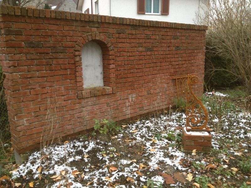 Backsteinhaus - Nafzger Gartenbau AG