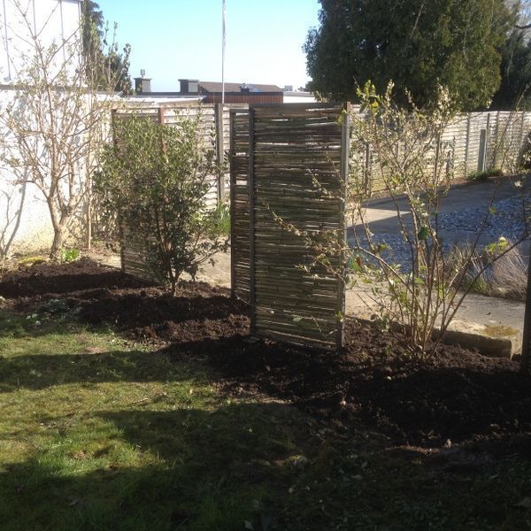 Sichtschutzwände - Nafzger Gartenbau AG