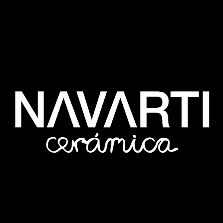 Logotipo de NAVARTI cerámica en texto blanco sobre fondo negro